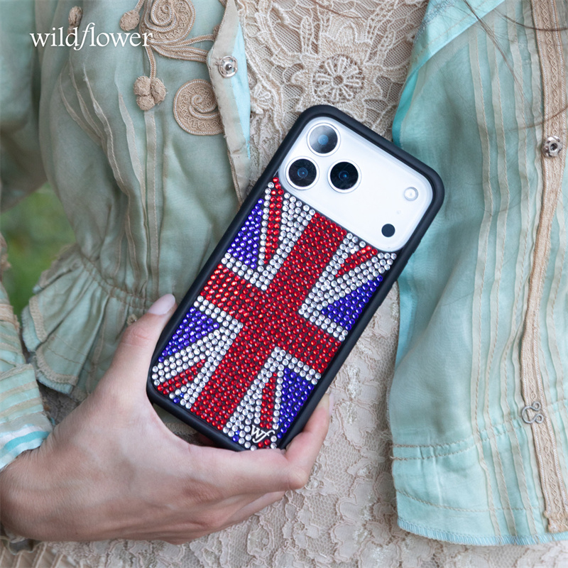 Błyszczące etui na telefon z m – Phone Cases London recenzja i cena