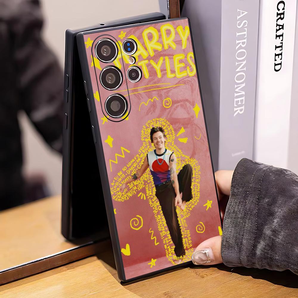Etui na telefon z motywem pios – Phone Cases H&M recenzja i cena